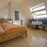Haus-strandlaeufer بيت للعطل